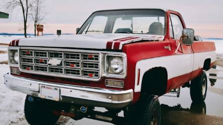 Trucks vs Quads: Which is Better for Off-Roading?
